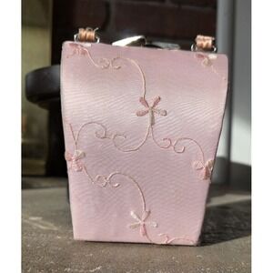 Vintage La Regale Pink Embroidered Frame Purse Satin Clutch Evening Formal Y2K